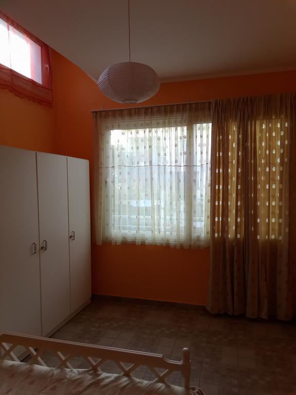 K&V Apartments Nea Michaniona Esterno foto