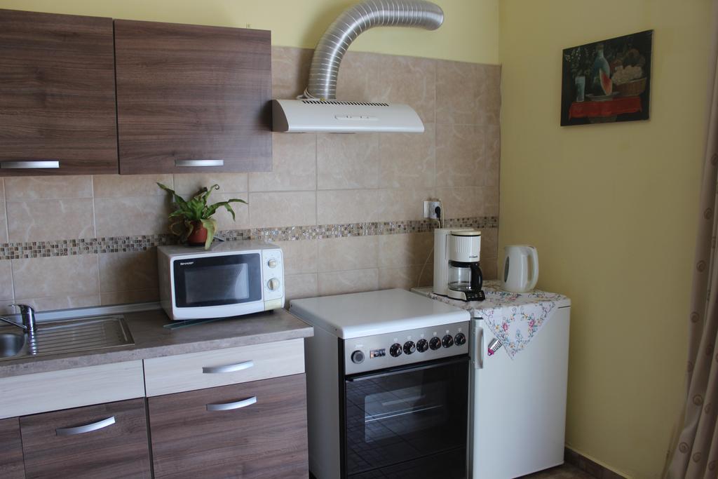 K&V Apartments Nea Michaniona Esterno foto